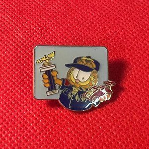 Vintage PAWS Garfield Cub Scouts Pinewood Derby Gold Tone Enamel Pin